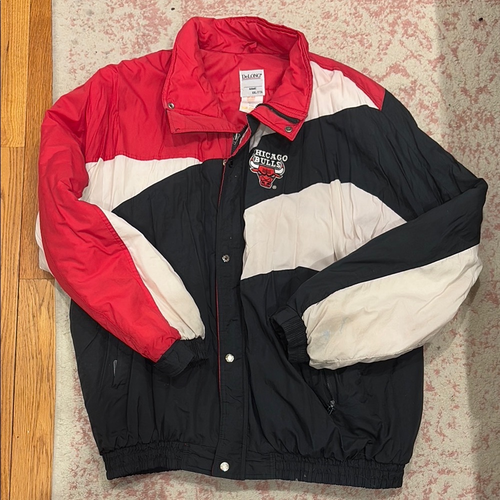 Vintage Delong Chicago Bulls Jacket - Red, Black, White